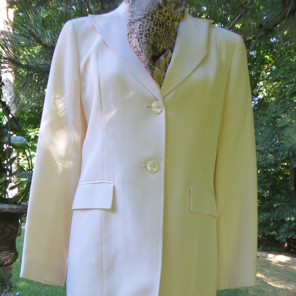 DONCASTER 2-PC. SILK CREAM POWER SUIT - SZ. 4